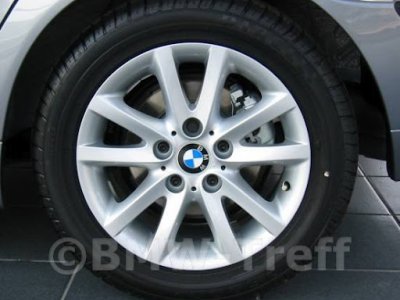 Style de roue BMW 136