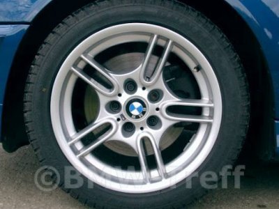 Stilul roții BMW 66