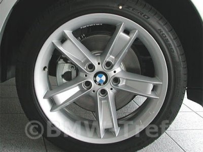 Stilul roții BMW 147